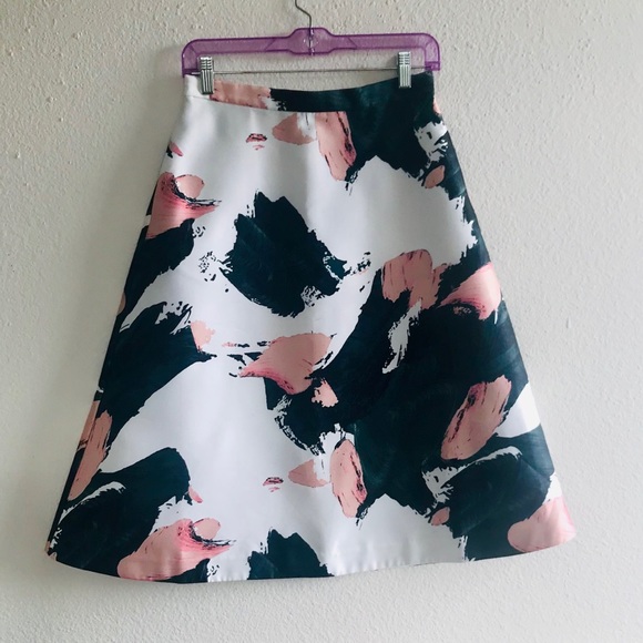Anthropologie Dresses & Skirts - ANTHROPOLOGIE Pintura TY-LR Skirt size Small